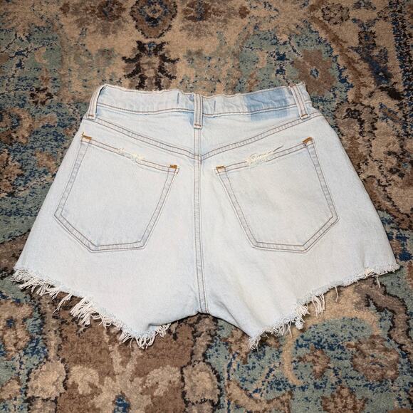 abercrombie and fitch shorts - Picture 3 of 3